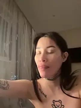 Photos of Yunasi from StripChat is Freechat