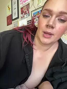 zarialove from StripChat is Freechat