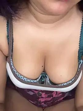 Zer_Girl from StripChat is Freechat