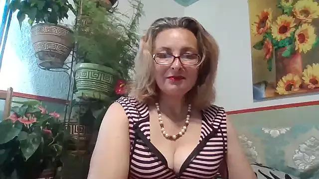 ZhannaLove480 from StripChat is Freechat