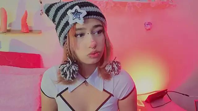 zoelight18 from StripChat is Freechat