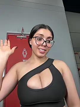 Girls free live sex cams: Check out the satisfaction of typing and cam2cam with our sensual livestreamers, who will teach you all about temptation and desires with their smoking hot physiques.