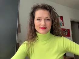 Girls free live sex cams: Check out the satisfaction of typing and cam2cam with our sensual livestreamers, who will teach you all about temptation and desires with their smoking hot physiques.
