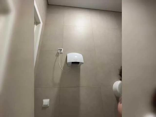 -AnnaMaria- on BongaCams 