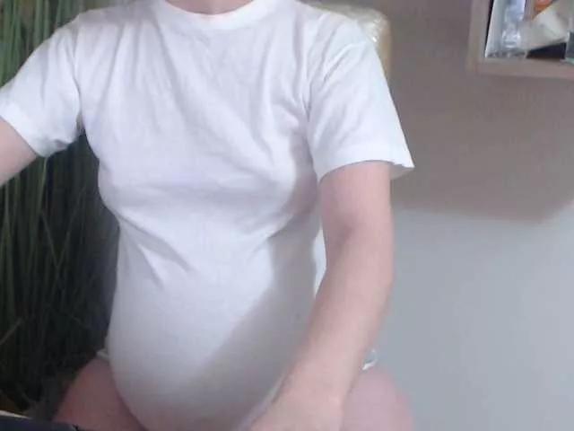 Offline alissonone on BongaCams