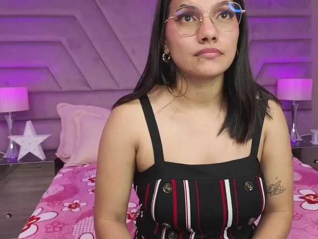 EmmaSanches on BongaCams 