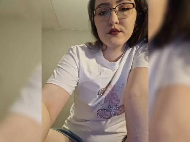 Offline LiliyaS on BongaCams