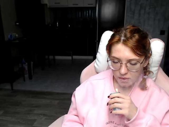 Offline Regimasmile on BongaCams