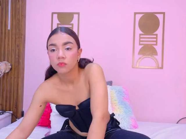 Freechat RubyCollins on BongaCams