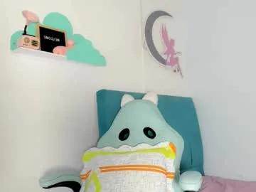 Chaturbate 18_alina is Freechat 18_alina — Goal: rub cameltoe close with dildoPlay with my GEMINI #latina #bigboobs #18 #natural #teen - Next Goal: rub boobs close with di