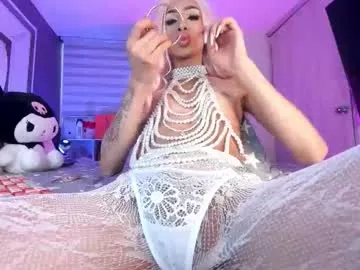 Freechat _bellaswwet_ on Chaturbate