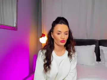 Freechat _carlawhite_ on Chaturbate