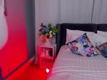 Freechat _carlawhite_ on Chaturbate