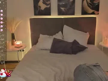 Freechat _emily__strike_ on Chaturbate