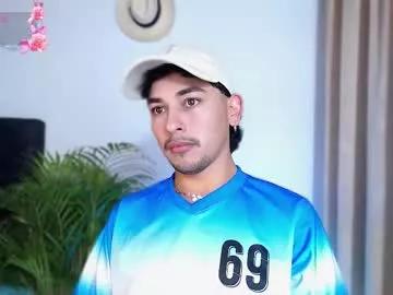 Freechat aaron_speitzer on Chaturbate