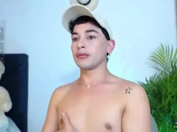 Freechat aaron_speitzer on Chaturbate