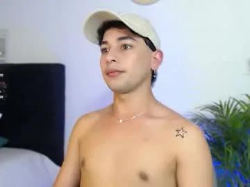 Freechat aaron_speitzer on Chaturbate