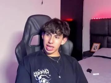 Freechat aaron_spencer13 on Chaturbate