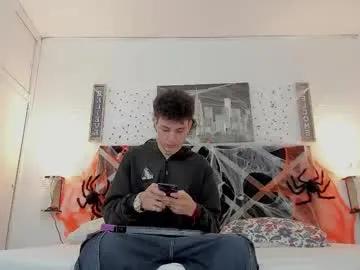 Freechat adriano_bigcock on Chaturbate