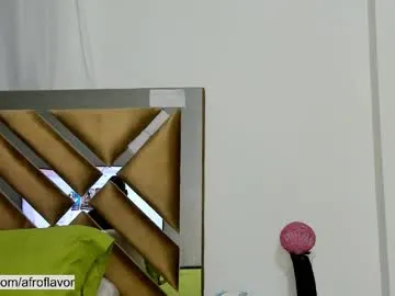 Freechat afro_happy__06 on Chaturbate