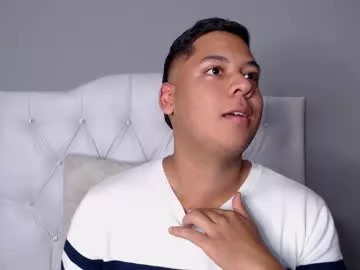 Freechat akon_2 on Chaturbate