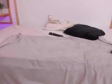 Freechat alicesweet10 on Chaturbate