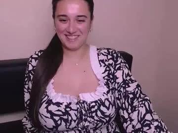 Freechat alinaasti_ on Chaturbate