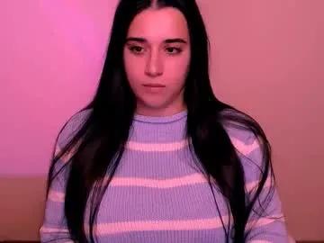 Freechat alinaasti_ on Chaturbate