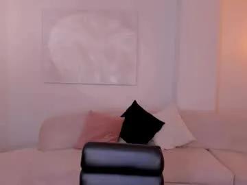 Freechat alinakravitz_ on Chaturbate