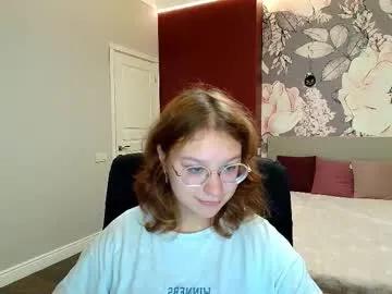 Freechat angelinalow on Chaturbate