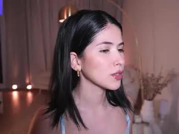 Freechat anniehillofficial_ on Chaturbate