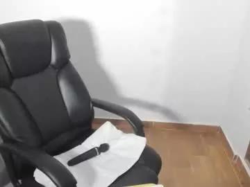 Freechat aprildubois_ on Chaturbate