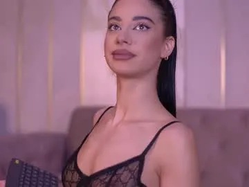 Freechat arinarhodes on Chaturbate