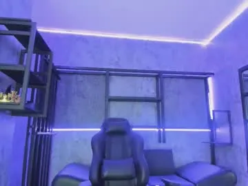 Freechat arohomlester on Chaturbate