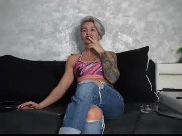 Freechat ashadevon_fit on Chaturbate