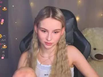 Freechat barbieee_doll on Chaturbate