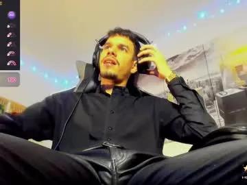 Freechat brayhambrown on Chaturbate