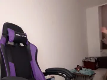 Freechat caliiie_of on Chaturbate