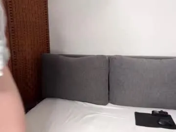 Freechat caliiie_of on Chaturbate