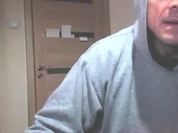 Freechat carin_the_body on Chaturbate