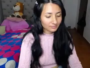 Freechat catalinahounn on Chaturbate