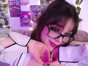 Freechat chaarlotte_1 on Chaturbate