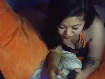 Freechat chillntalkmami on Chaturbate