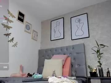 crystal_beennz on Chaturbate