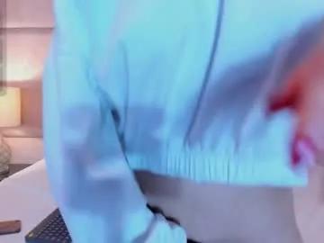 Freechat crystalsync on Chaturbate