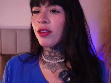 curvyliciouss on Chaturbate