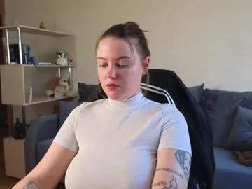 Freechat cute_junk on Chaturbate