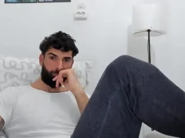 Freechat cuteeboy on Chaturbate