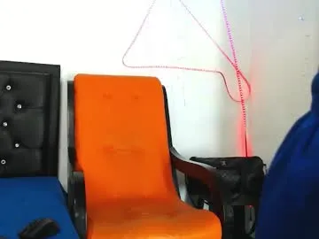 Freechat damian_hart_24cm on Chaturbate