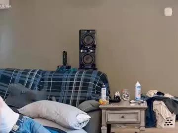 Freechat dilldough405 on Chaturbate